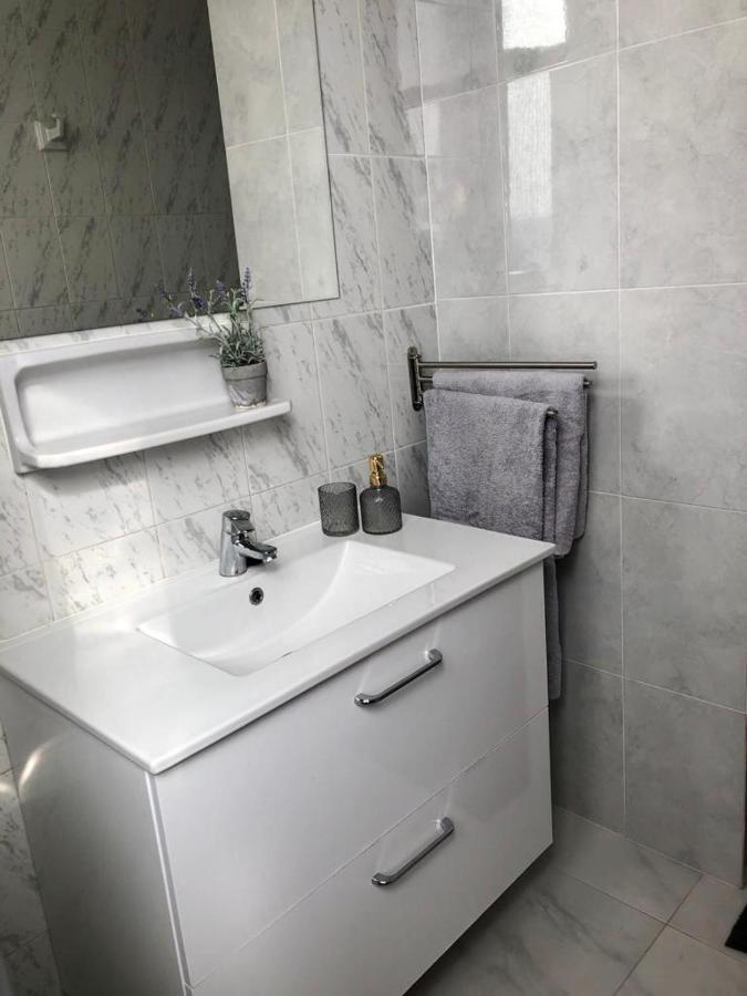 Big Apartment With Unique Patio Near Santa Barbara Castle 阿利坎特 外观 照片